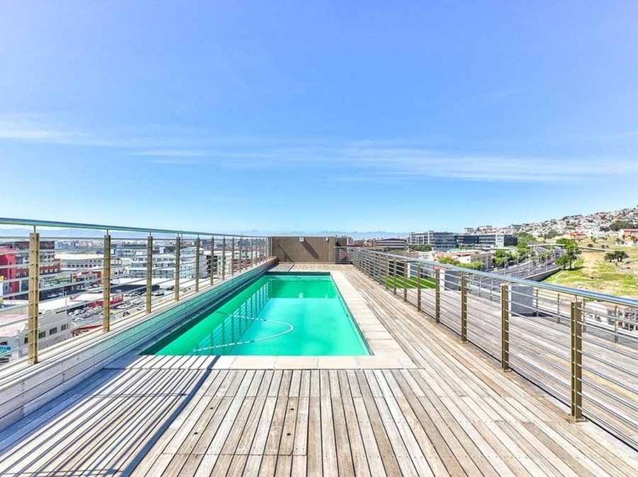 2 Bedroom Property for Sale in Zonnebloem Western Cape